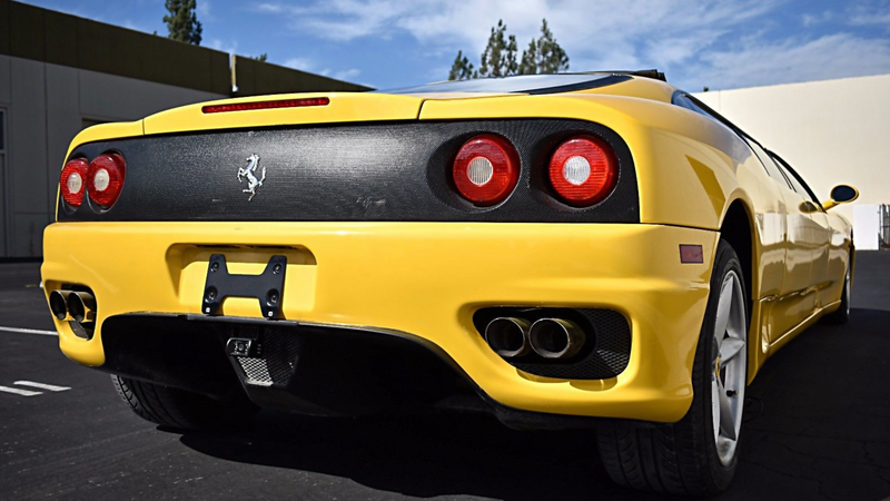 Illustration for article titled I Can't Imagine Why Nobody Wanted This Ferrari 360 Limo